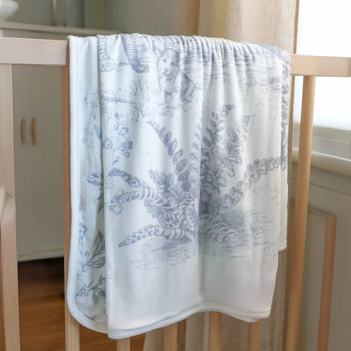 Double-Layered Bamboo Blanket for Newborns, Snuggly & Stylish Gift Idea