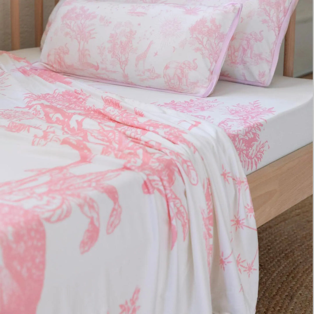 Double-Layered Baby Blanket – Silky Soft, Eco-Friendly & Gift-Ready