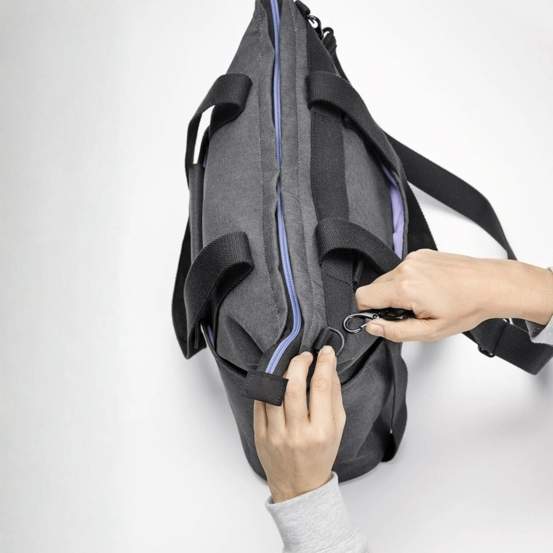 Chic and practical BabyBjörn diaper bag with adjustable straps