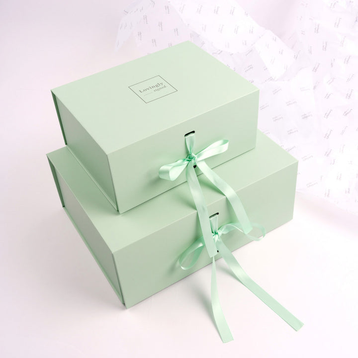 Lovingly Signed Green Luxurious Gift Box