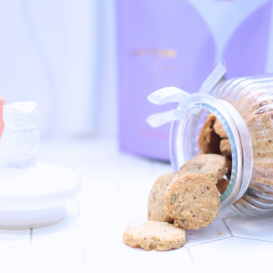 Singapore Lactation Bakes Chocolate Chips Cookies for Mums