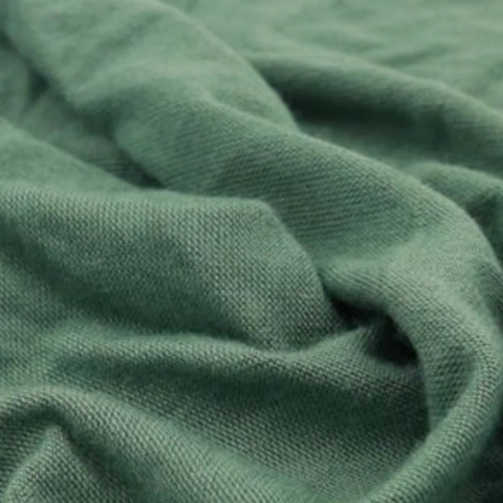 Lil Milk Monster Nursing Cover in Jadine Colour with Green Shade